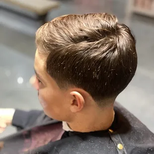 Taper scissor finish