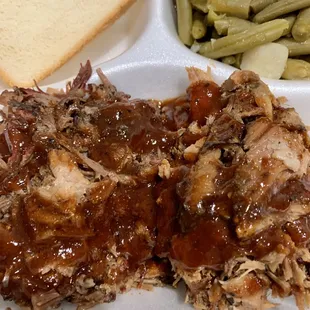 2 Meat Platter (Chopped Pork &amp; Chopped Brisket) with Green Beans