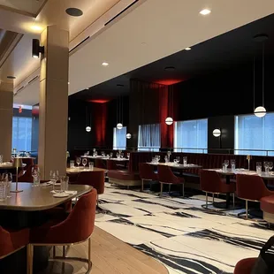 sushi and sashimi, interior