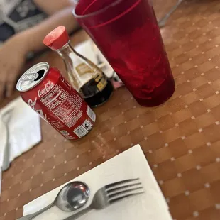 Cokes/sodas do come in a can