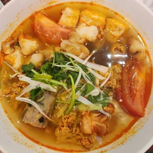 Bun Rieu Oc