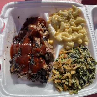 Brisket, Mac &amp; Cheese, Spinach Casserole