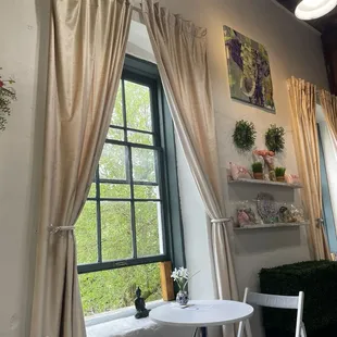 Seating and decor