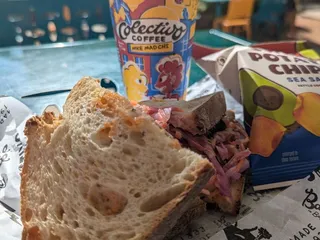 Colectivo Mequon