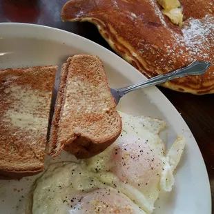 Breakfast at 11:00 Huge pancake