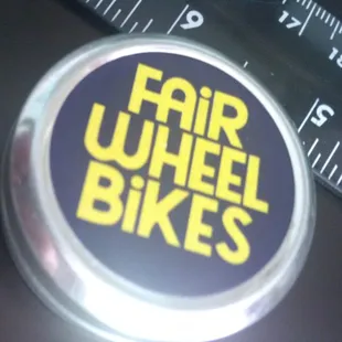 Metal case for patch kit