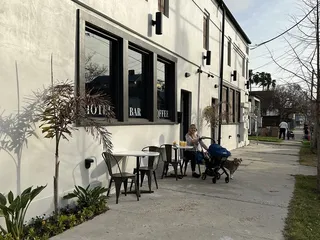 Marsh Hotel