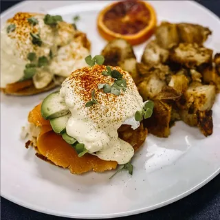 Smoked Salmon Benedict