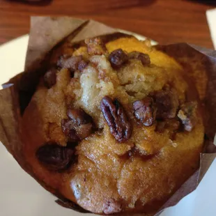 Apple Cinamon Raisin Muffin