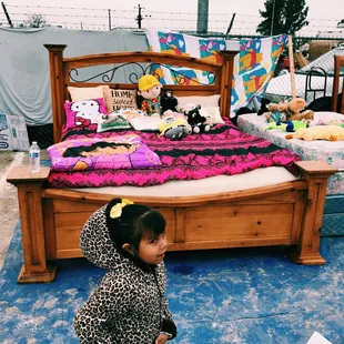 A bedroom at the market www.nynomads.com