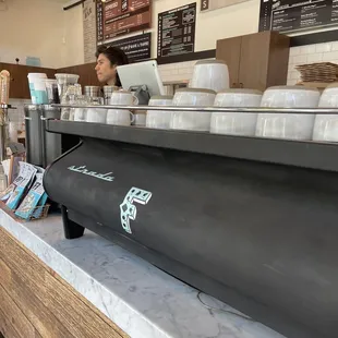 Service bar
