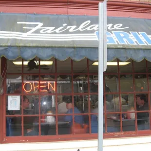 Only five tables and a counter top in this tiny diner. Get there early for breakfast on the weekends, or prepare to wait.