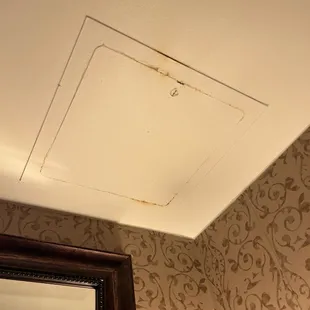 Gross ceiling
