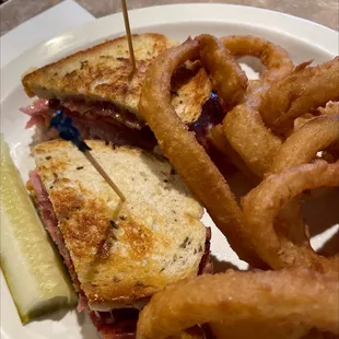Patty Melt with fried onion rings. Came with a soup called "Italian wedding soup". Very yummy