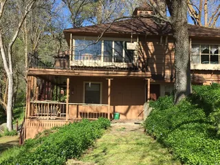 Durrwood Creekside Lodge B&B