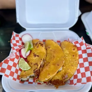 QUESATACOS