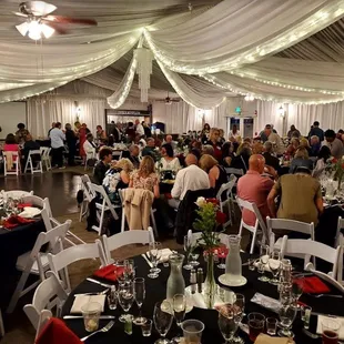 Skyline High School Class Reunion. DJ Live Music, Dinner and Drinks