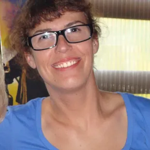 Lexi: Owner, bartender, chef!