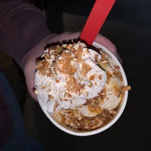 salted pretzel sundae