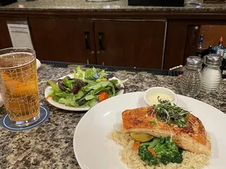 Grill Em Pizza & Sports Bar