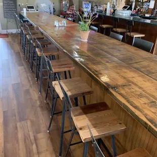 sushi and sashimi, interior