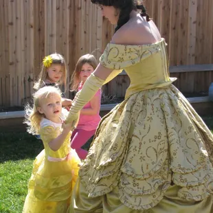 Princess Visits that will be Magic to your next birthday party. Fairytale Princess Parties DFW