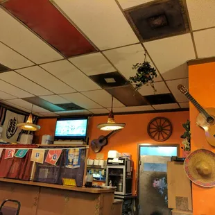 Sombrero light fixtures! Cuteee