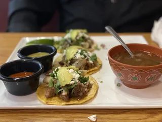 Ta' Bueno Mexican Kitchen