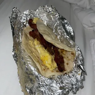 Delicious Bacon &amp; Egg Breakfast Taco