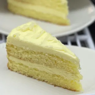 Limoncello Mascarpone cake