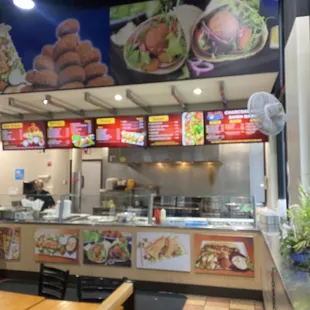 the inside of a fast food restaurant