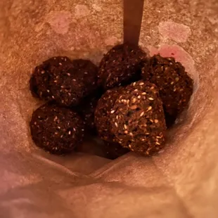 1 Dozen Falafel (3.5/5)