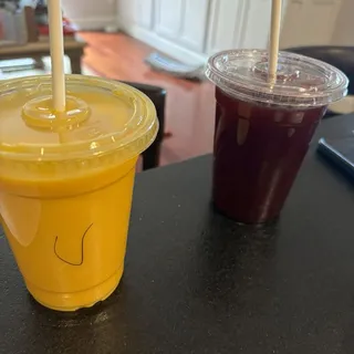 Fresh Pomegranate Iced Tea