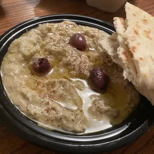 Baba Ganoush (Comes with Pita bread)