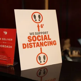 social distancing sign