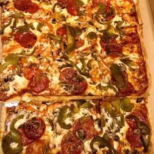 Our most popular pizza! Pepperoni, mushroom &amp; green peppers