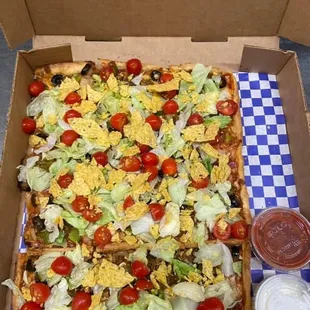 Taco pizza!!! A must try