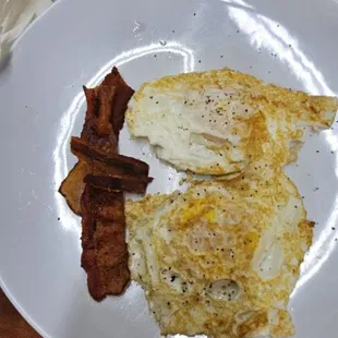 chicken wings and fried chicken, food