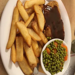Fried steak was soggy steak w/ the gravy not on the side.  The canned peas were especially canned!