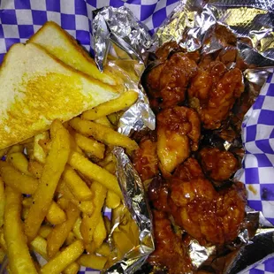 bbq wings, fried chicken, chicken wings, food, chicken wings and fried chicken, poultry, fried chicken wings, chicken, bbq chicken