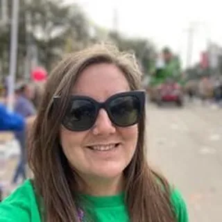 Caitrin M.