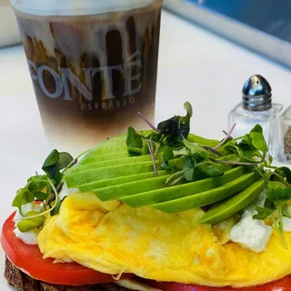 Scrambled Egg & Goat Cheese Toast (550 cal.)