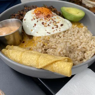 Buenos Dias Bowl (870 cal.)