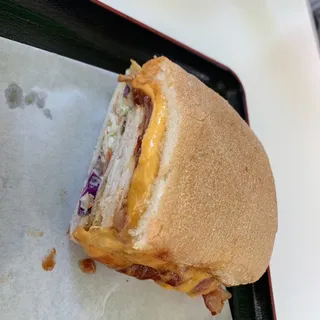 BBQ Chicken Sandwich (950 cal.)