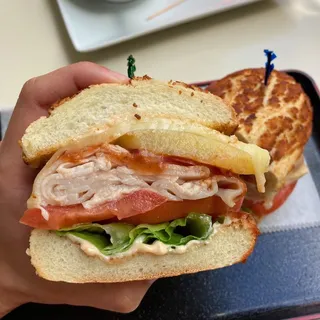 Hawaiian BBQ Turkey (870 cal.)