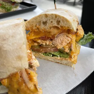 Salmon BLT (650 cal.)