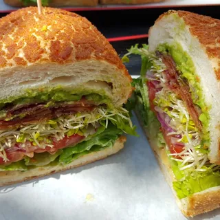 Summertime BLT (600 cal.)