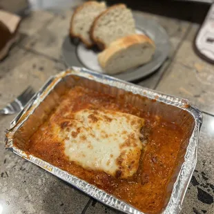 Lasagna comes with bread