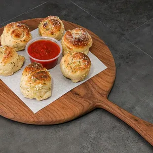 Garlic Knots, Fresh Garlic , Romano Cheese, Marinara