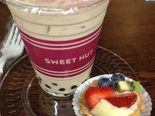 Sweet Hut Bakery & Cafe